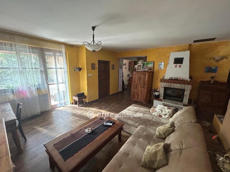 Eladó családi ház Gödöllő