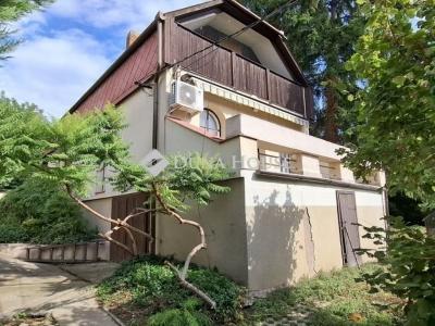 Eladó családi ház Pécs