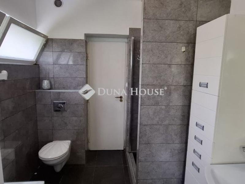 Eladó családi ház Pécs