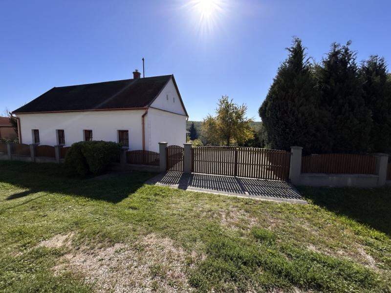 Eladó családi ház Porrogszentpál