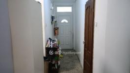 Eladó lakás Pécel