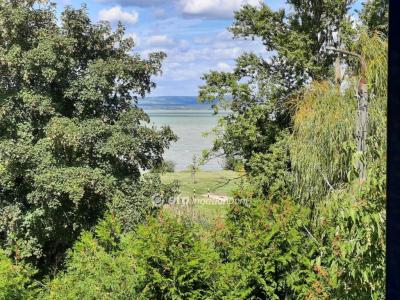 Eladó lakás Balatonőszöd