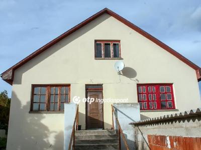 Eladó családi ház Debrecen