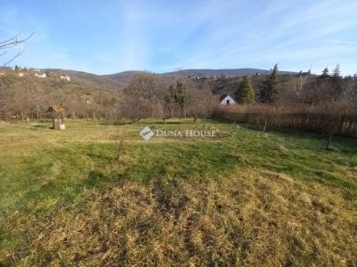 Eladó lakóövezeti telek Pécs