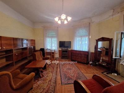 Eladó házrész Csongrád