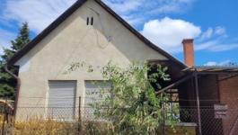 Eladó családi ház Vecsés