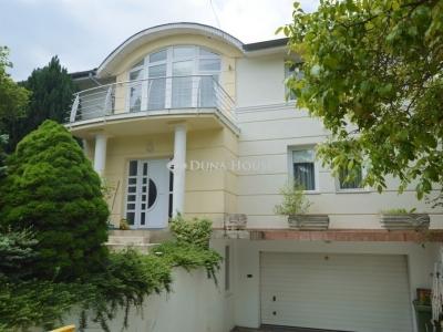 Eladó családi ház Budapest