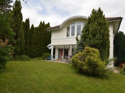 Eladó családi ház Budapest