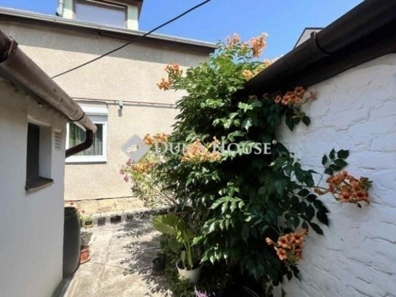 Eladó családi ház Pécs