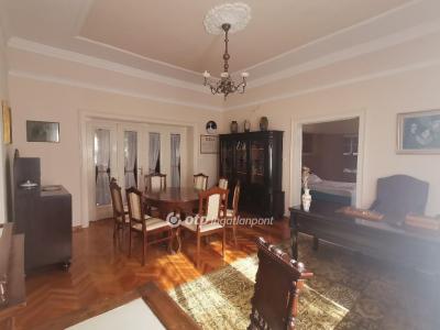 Eladó családi ház Békéscsaba