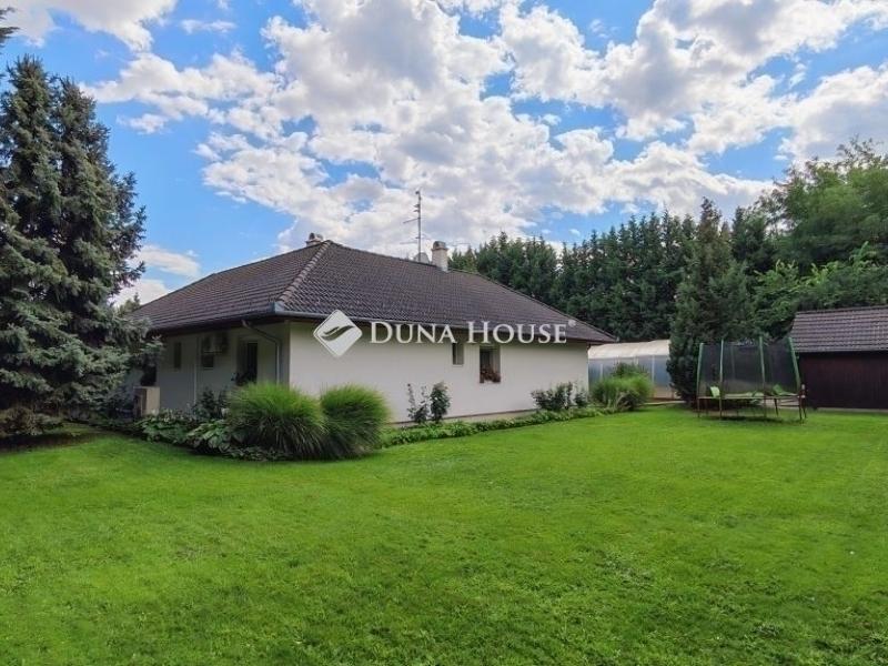 Eladó családi ház Kecskemét