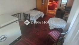 Eladó családi ház Úri