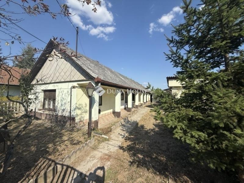 Eladó családi ház Kóka