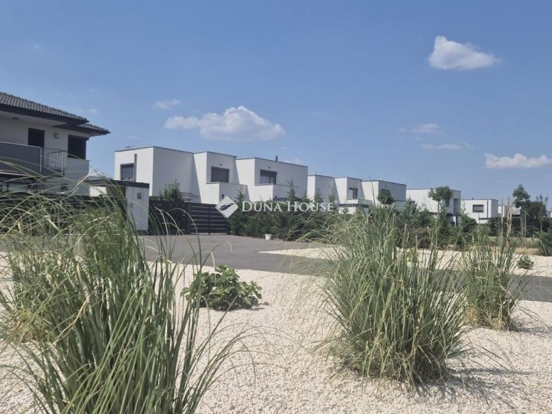 Eladó ikerház Budapest