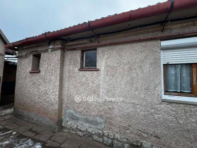Eladó családi ház Debrecen