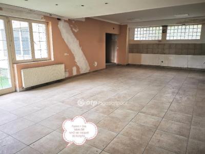 Eladó családi ház Budapest