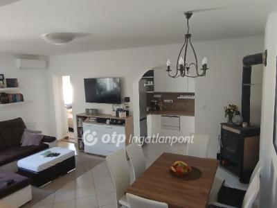 Eladó ikerház Tárnok