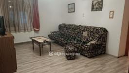 Eladó családi ház Lakitelek