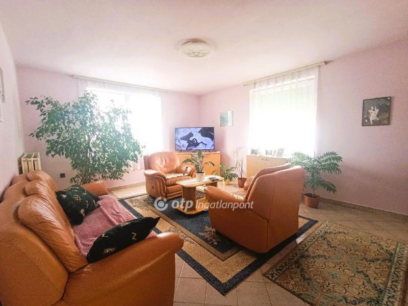 Eladó családi ház Máriakálnok