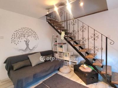 Eladó családi ház Jászberény