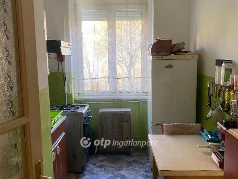 Eladó lakás Veszprém