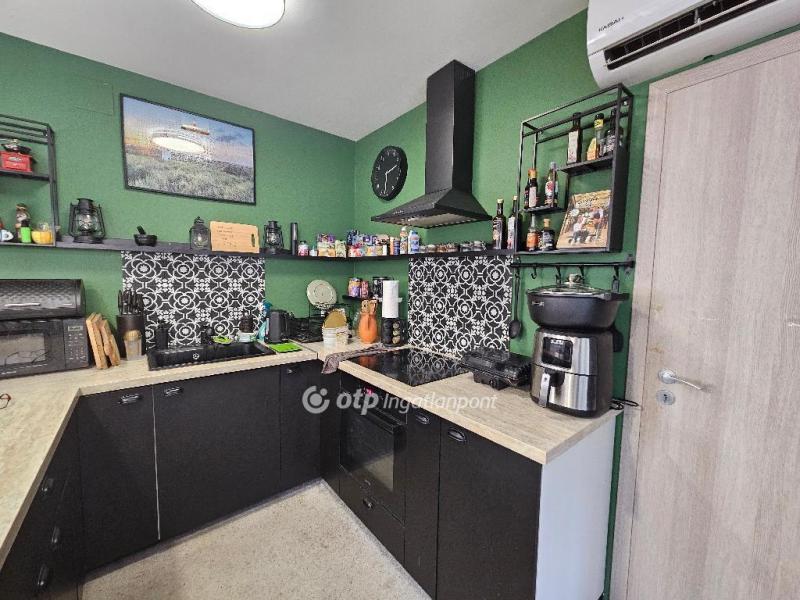 Eladó családi ház Gyál