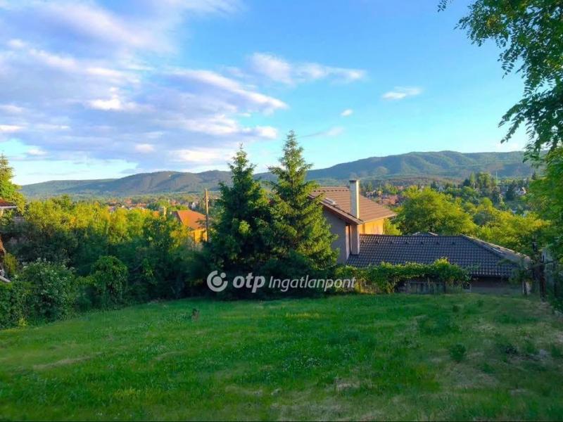 Eladó lakás Pilisvörösvár