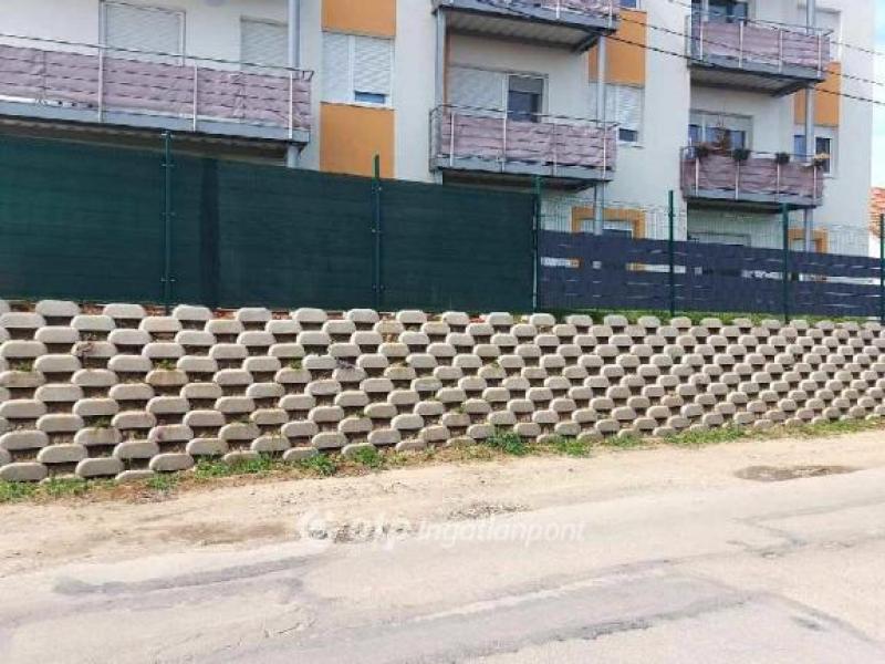 Eladó lakás Pécs
