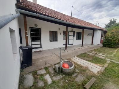 Kiadó házrész Békéscsaba
