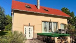 Eladó családi ház Felsőörs