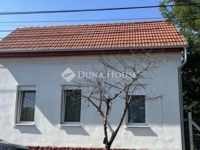Eladó családi ház Vecsés