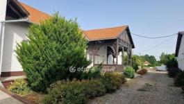 Eladó lakás Tápiószele