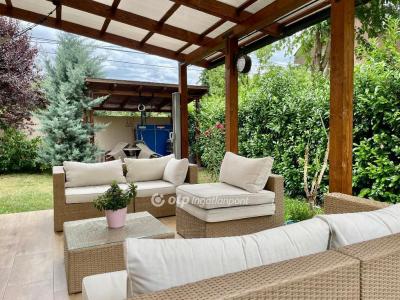 Eladó családi ház Budapest