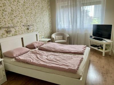 Eladó családi ház Budapest
