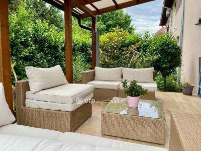 Eladó családi ház Budapest