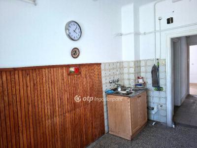 Eladó családi ház Budapest