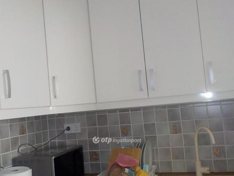 Eladó nyaraló Balatonboglár