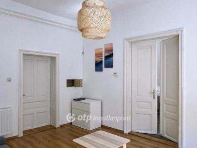 Eladó lakás Pécs