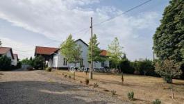 Eladó lakás Tápiószele