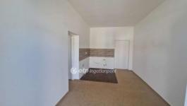 Eladó lakás Tápiószele