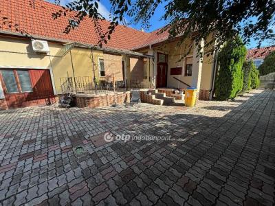 Eladó családi ház Nyíregyháza