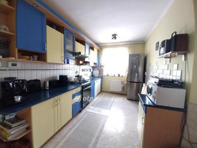 Eladó lakás Nyíregyháza