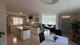 Eladó családi ház Budapest