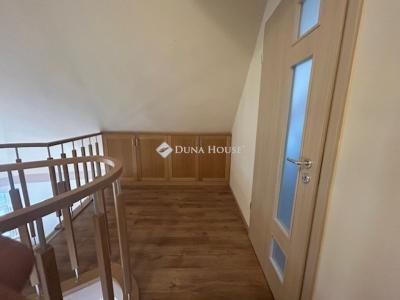 Eladó lakás Pécs