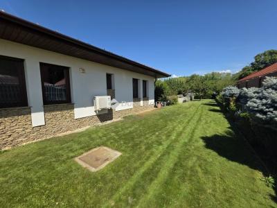 Eladó családi ház Cegléd