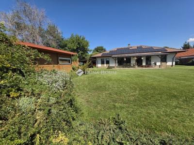 Eladó családi ház Cegléd