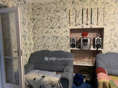 Eladó családi ház Cegléd