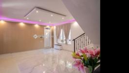 Eladó családi ház Érd