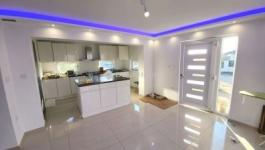 Eladó családi ház Érd