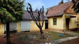 Eladó családi ház Szeged